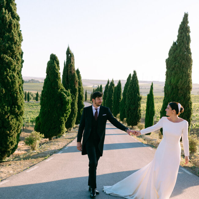 Bride and groom portraits among the vineyards at Bodega Luis Pérez, Jerez